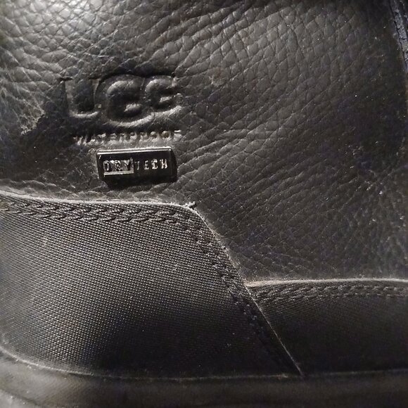 UGG Women's Yose Fluff Waterproof Boot - Picture 6 of 9